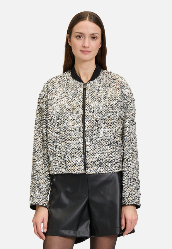 Blouson mit Pailletten / Modellfoto Vorderseite