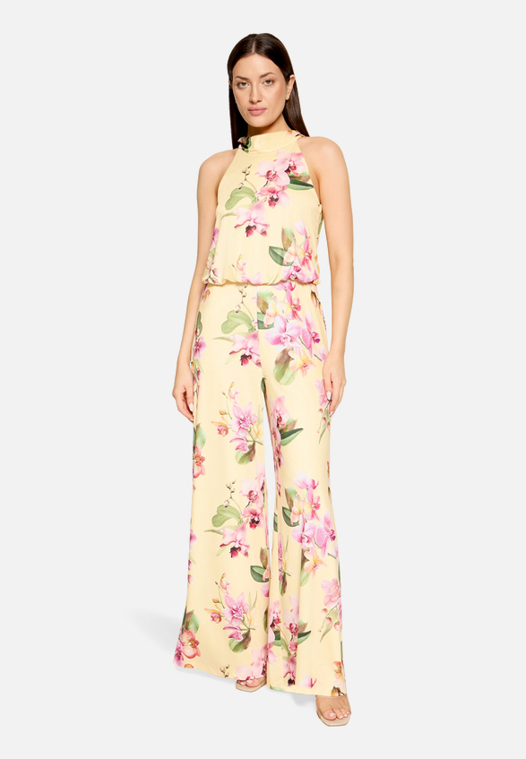 Jumpsuit mit Blumenprint / Modellfoto Vorderseite