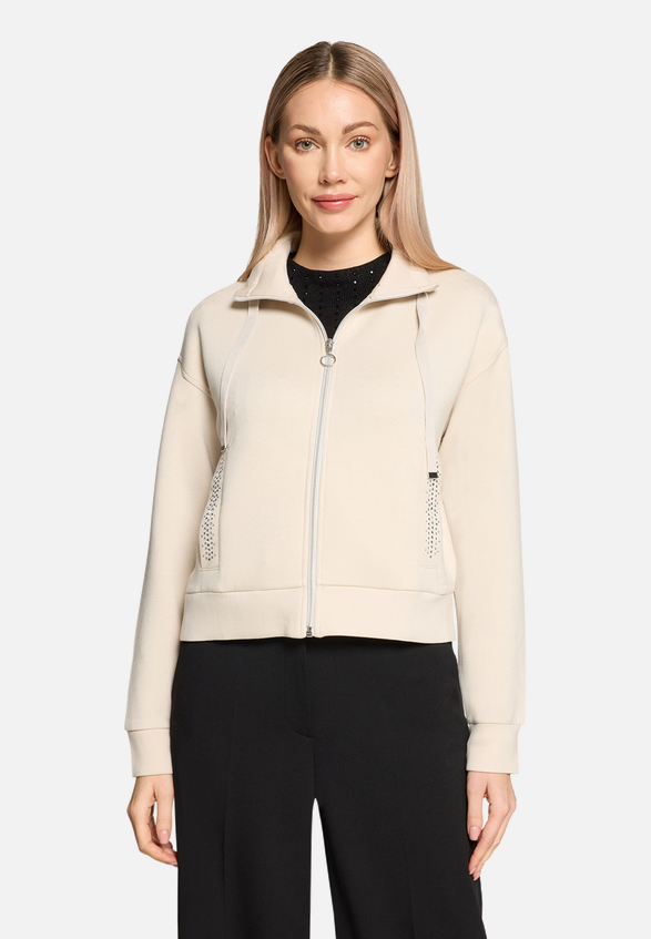 Shirtjacke mit Rippenstruktur / Modellfoto Vorderseite