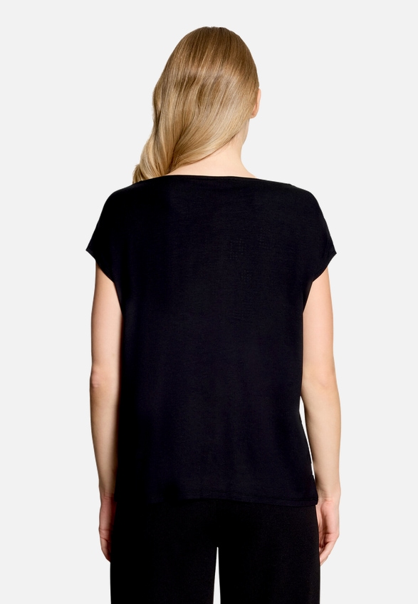 Shirt  mit Print und Rundhalsausschnitt  / Modellfoto Rückseite