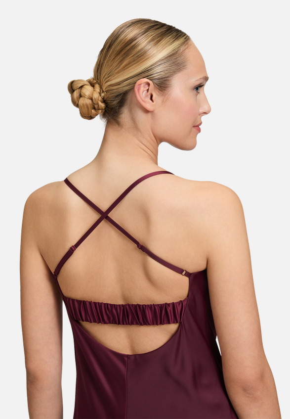 Abendkleid mit Wasserfallausschnitt / Detailbild