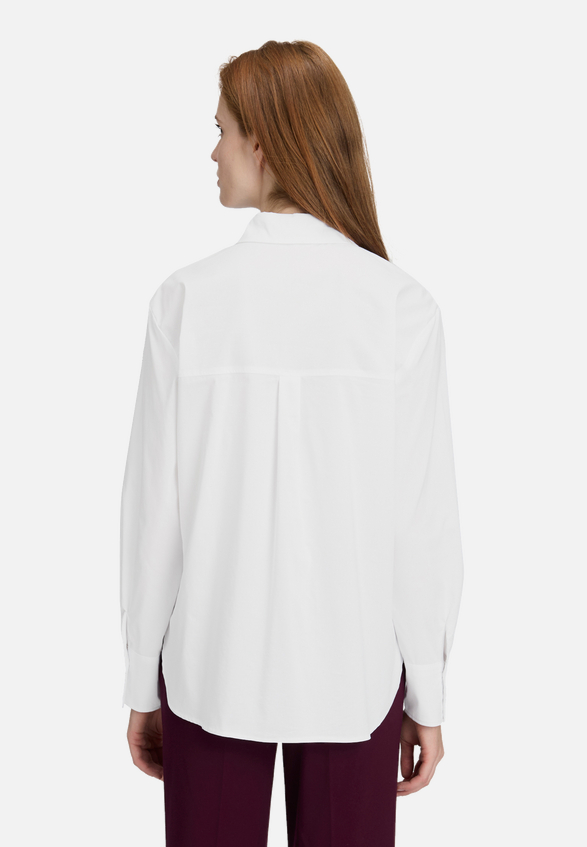 Longbluse langarm / Modellfoto Rückseite