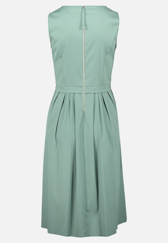 Sommerkleid tailliert / Rückseite