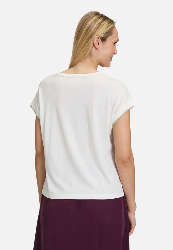 Casual-Shirt mit Rundhalsausschnitt / Modellfoto Rückseite