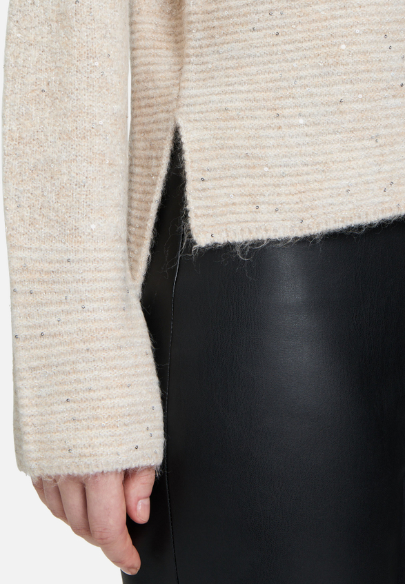 Strickpullover mit Effektgarn / Detailbild