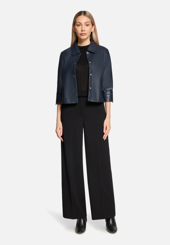 Blazer-Jacke mit Reißverschluss / Modellfoto Vorderseite (Outfit)