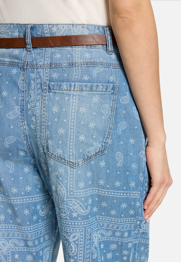 Casual-Hose mit Gürtel / Detailbild