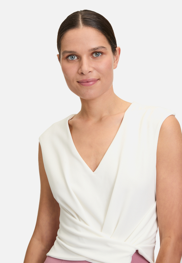 Jumpsuit mit weitem Bein / Detailbild