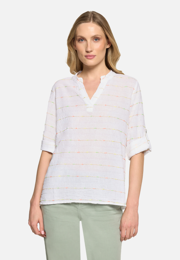 Casual-Bluse mit Lurexfaden / Modellfoto Vorderseite