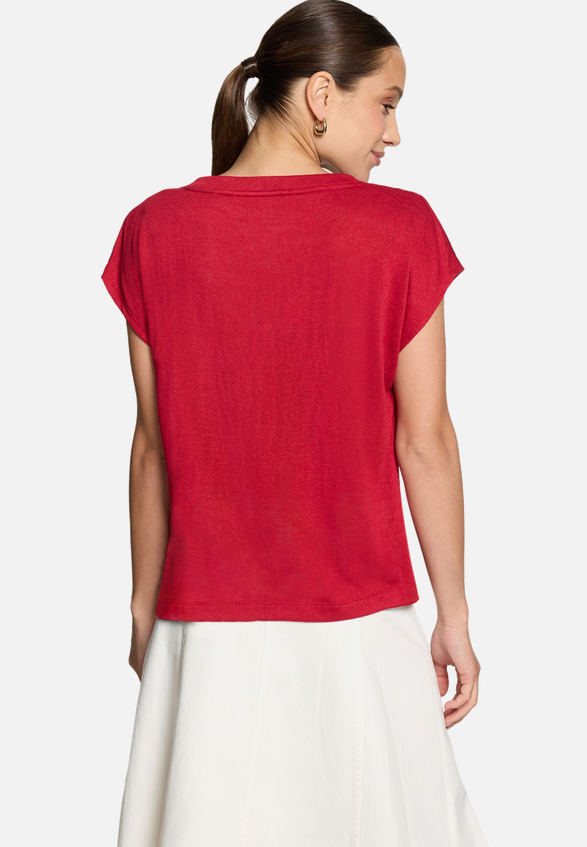 Basic-T-Shirt  mit V-Ausschnitt / Modellfoto Rückseite