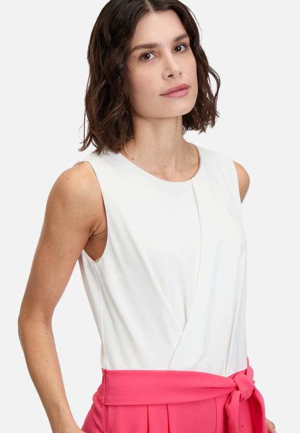 Jumpsuit ohne Arm / Detailbild