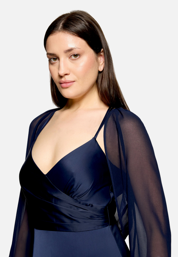 Bolero-Jacke mit gekräuseltem Ausschnitt / Detailbild