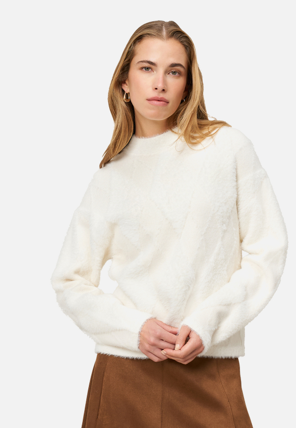Pullover mit Karomuster / Modellfoto Vorderseite