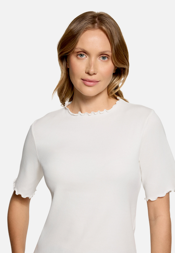 Halbarm-Shirt mit Kragen / Detailbild