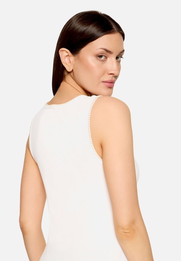 Basic-Top mit Rundhalsausschnitt / Detailbild