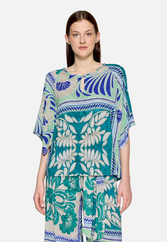 Casual-Bluse mit Muster / Modellfoto Vorderseite