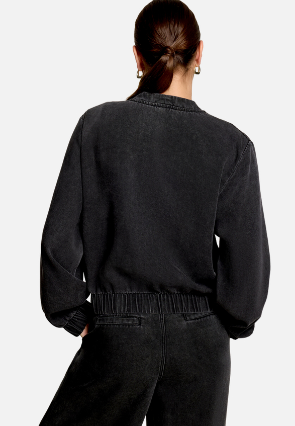 Blouson langarm / Modellfoto Rückseite