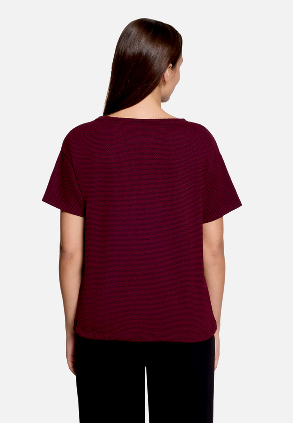 T-Shirt  strukturiert mit Bindedetail  / Modellfoto Rückseite