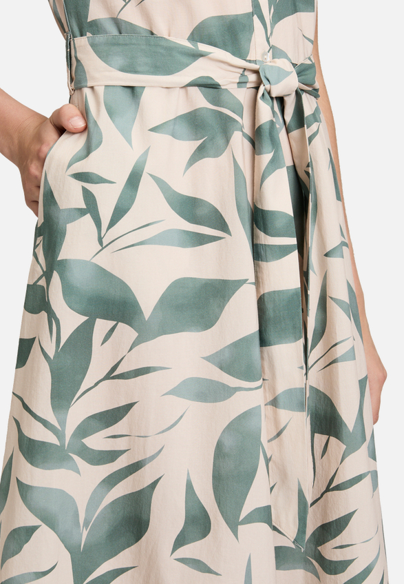 Hemdblusenkleid mit Print / Detailbild