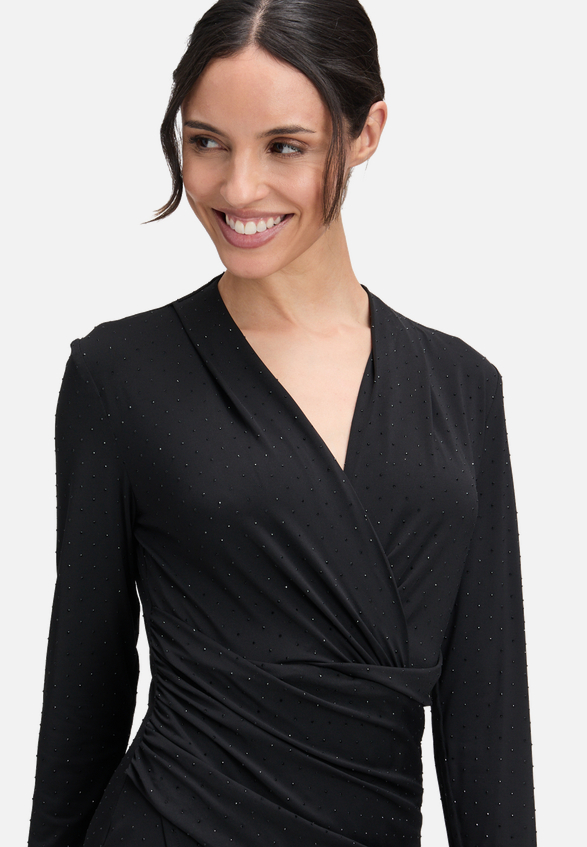 Abendkleid mit V-Ausschnitt / Detailbild
