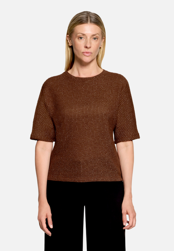 Casual-Shirt mit Lurexfaden / Modellfoto Vorderseite