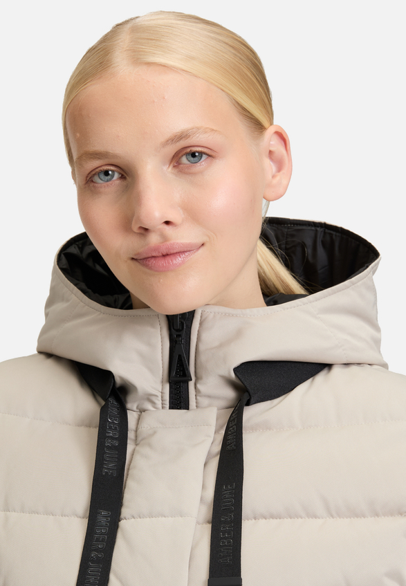 Winterjacke Kunstdaune / Detailbild