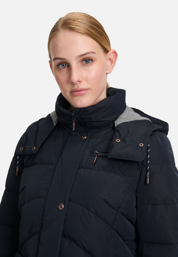 Steppjacke Kunstdaune / Detailbild
