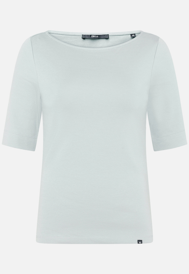 Basic Shirt  mit U-Boot-Ausschnitt / Vorderseite