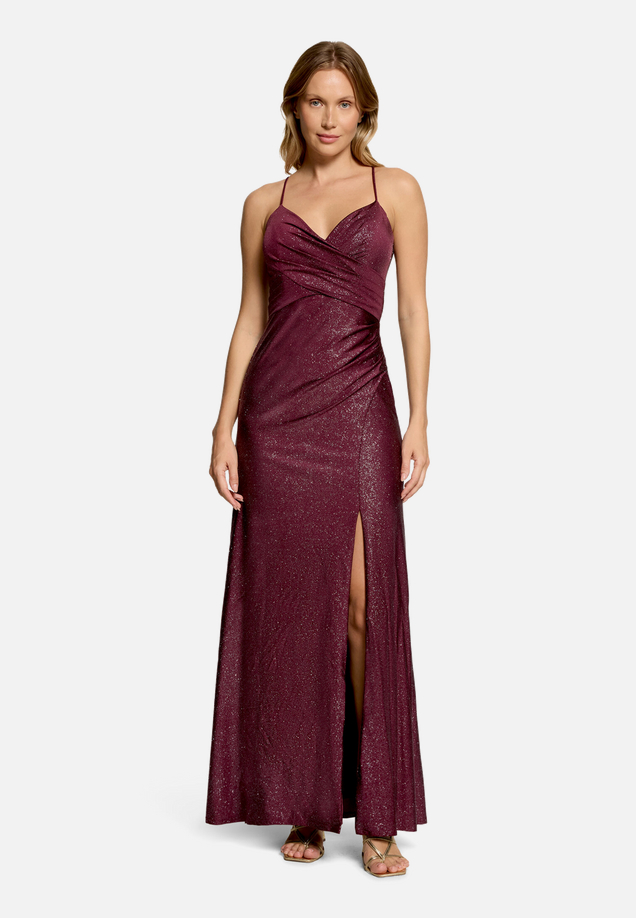 Abendkleid im Glitzer-Look / Modellfoto Vorderseite