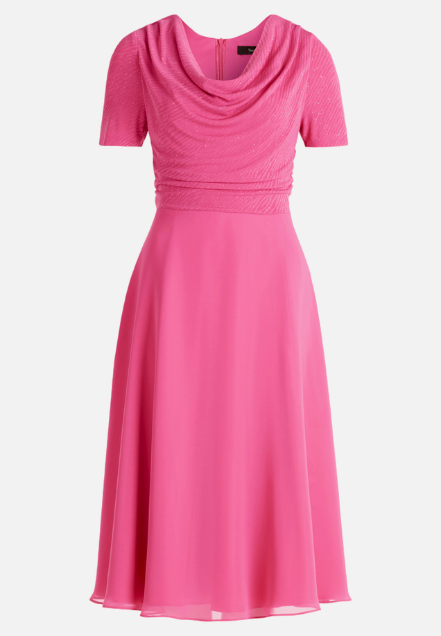 Cocktailkleid im Glitzer-Look / Vorderseite