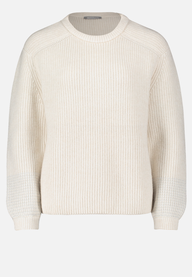 Strickpullover mit Schmuckkanten / Vorderseite