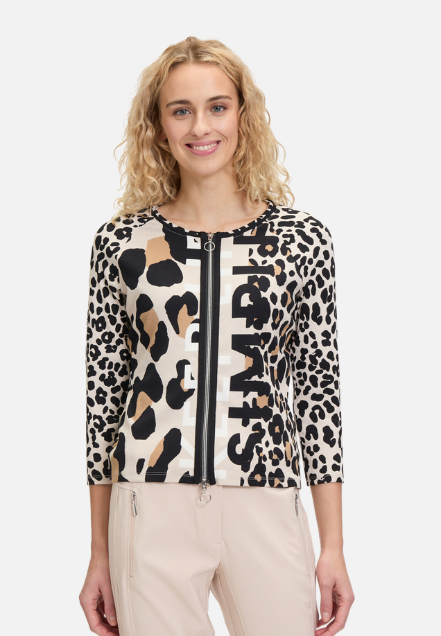 Shirtjacke mit Rippenstruktur / Modellfoto Vorderseite