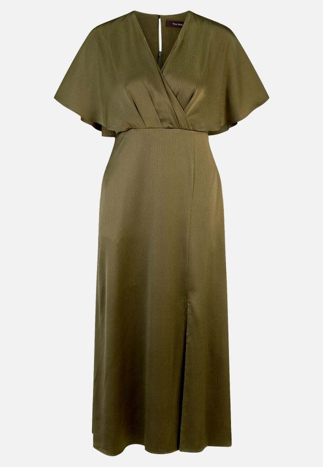 Cocktailkleid mit ausgestelltem Rock / Vorderseite