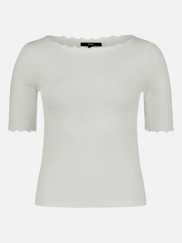 Halbarm-Shirt mit U-Boot-Ausschnitt / Vorderseite