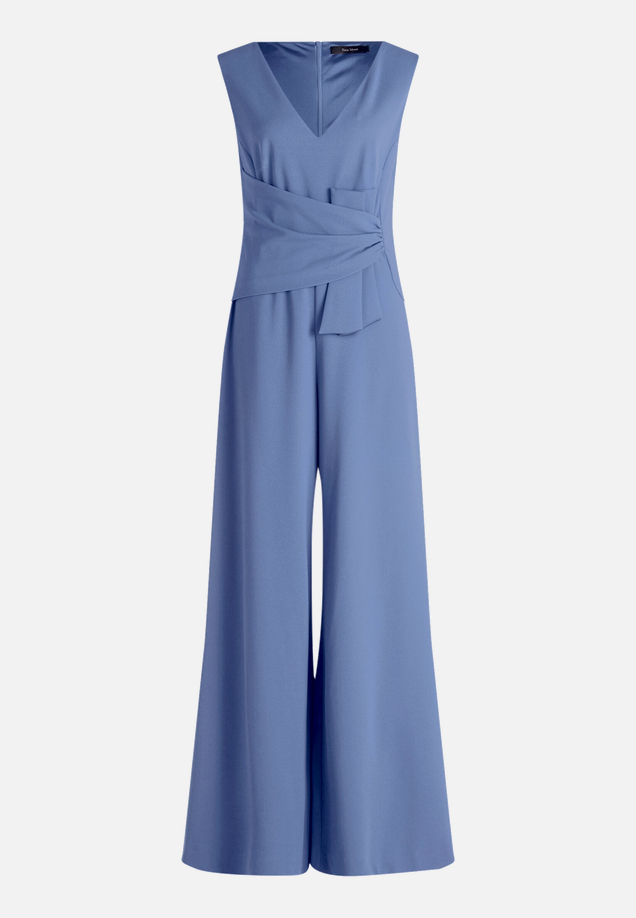 Jumpsuit mit weitem Bein / Vorderseite