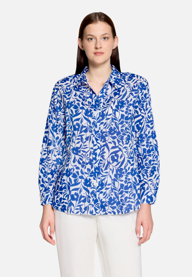 Longbluse langarm / Modellfoto Vorderseite