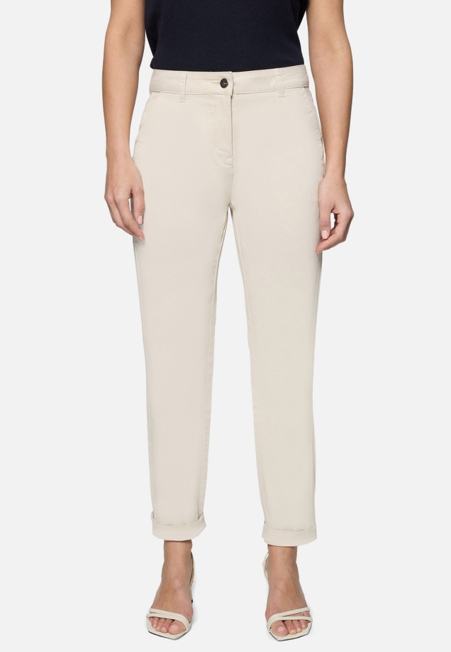 Chinohose  mit Stretch 28 Inch  / Modellfoto Vorderseite