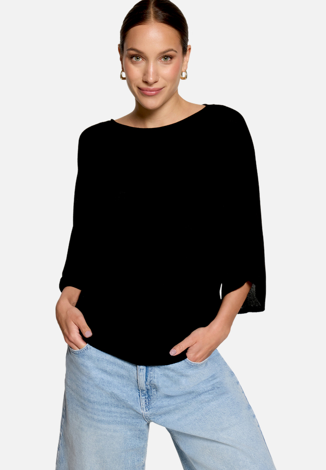 Pullover  mit Fledermausärmeln / Modellfoto Vorderseite