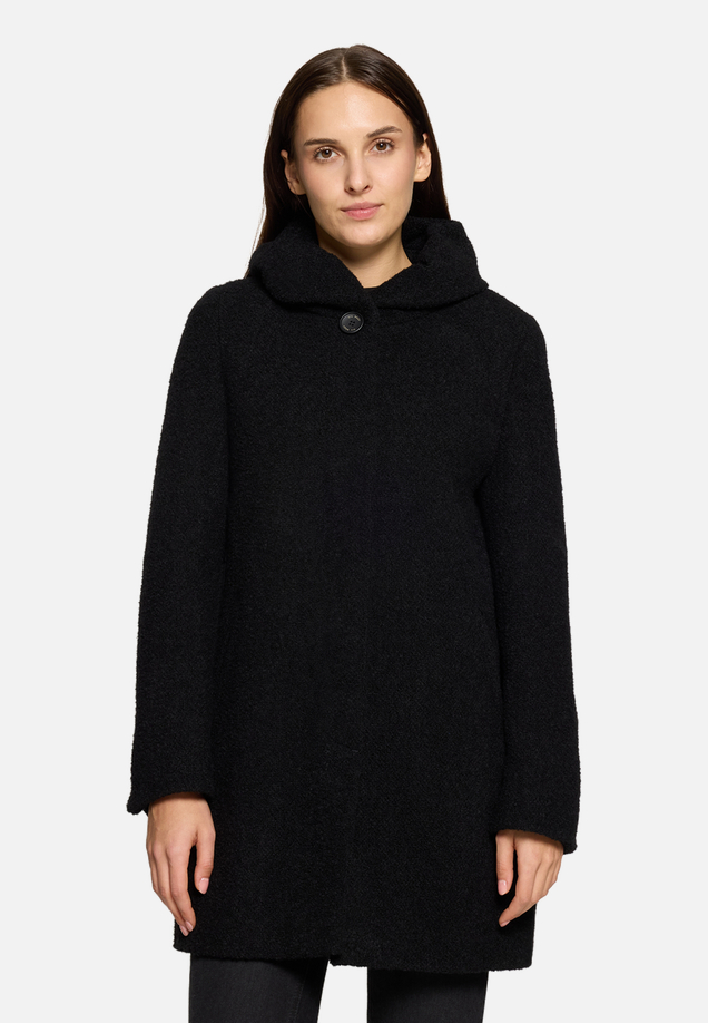 Wolljacke mit Stehkragen / Modellfoto Vorderseite