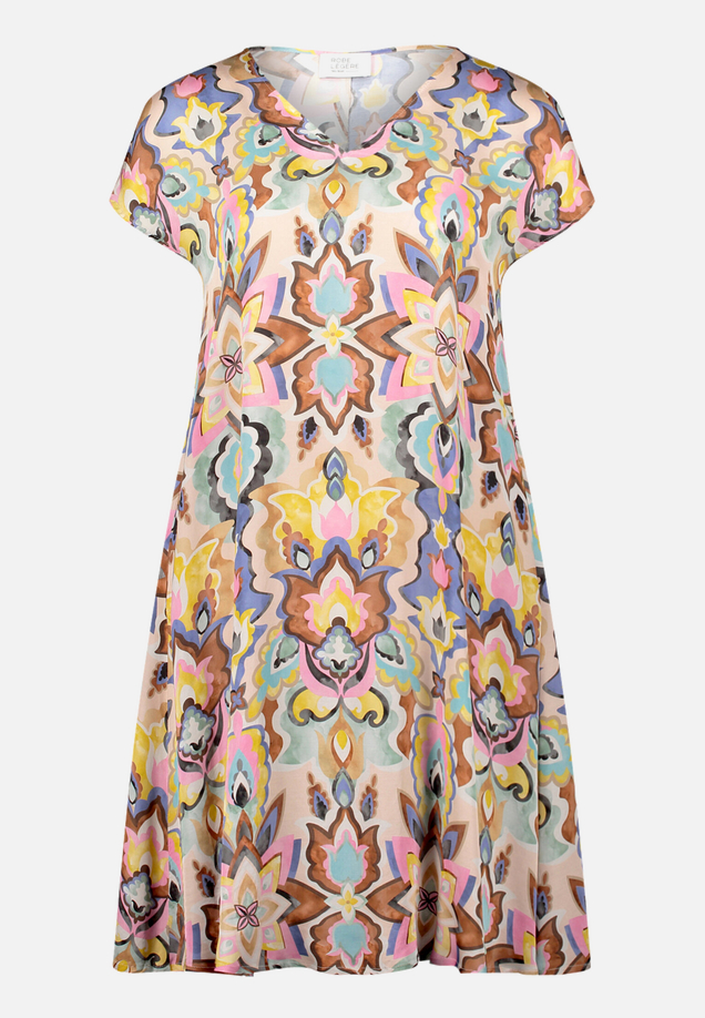 Sommerkleid mit überschnittenen Ärmeln / Vorderseite