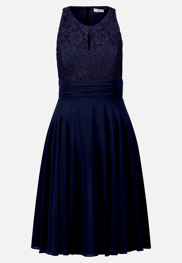 Abendkleid mit Spitze / Vorderseite
