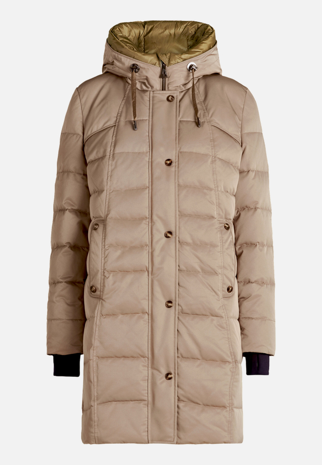 Steppjacke mit Kapuze / Vorderseite