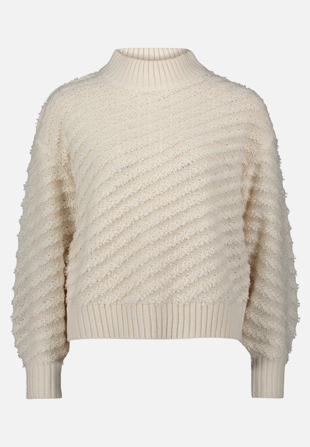 Strickpullover mit Struktur / Vorderseite