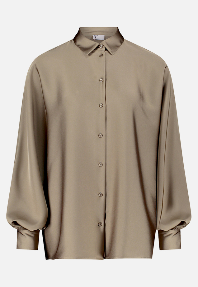 Satin-Bluse mit Kragen / Vorderseite