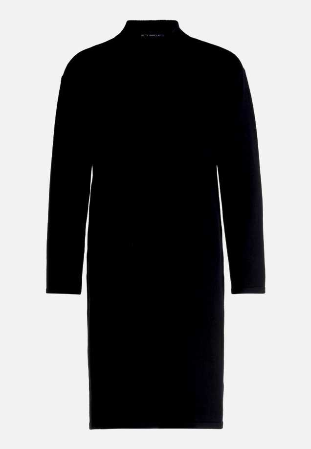 Strickkleid mit Stehkragen / Vorderseite