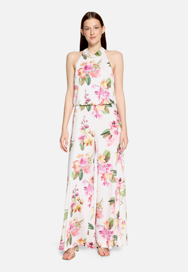 Jumpsuit mit Blumenprint / Modellfoto Vorderseite