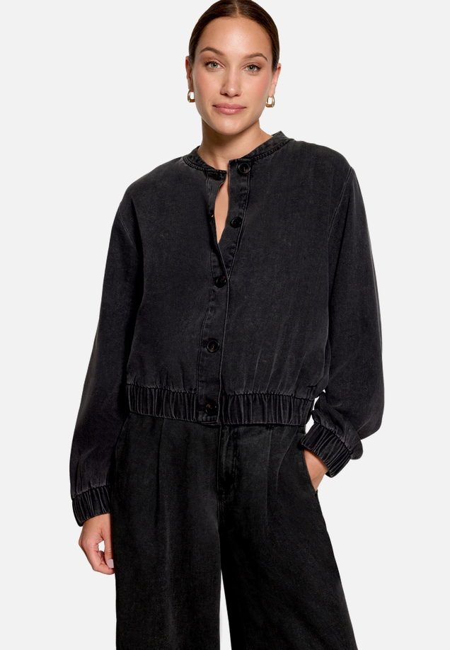 Blouson langarm / Modellfoto Vorderseite