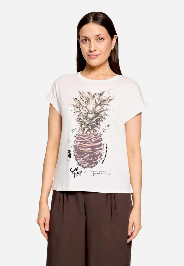 Printshirt mit Ärmelaufschlag / Modellfoto Vorderseite