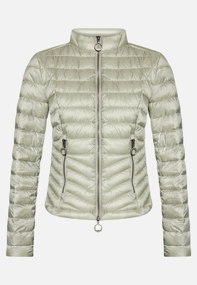 Steppjacke mit Stehkragen / Vorderseite