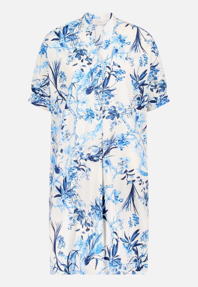 Hemdblusenkleid mit Knopfleiste / Vorderseite